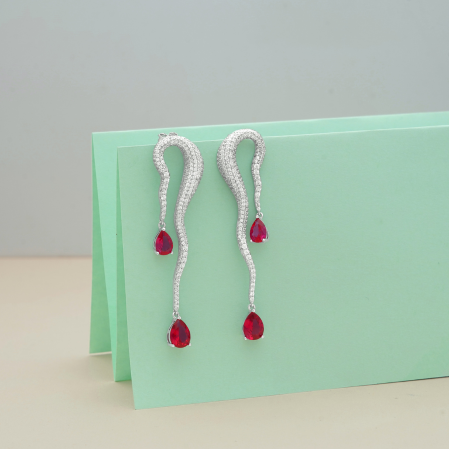 Hiraola's Product Image